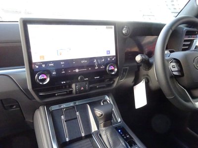 2025 Lexus GX — миниатюра 21