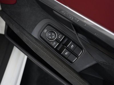 2021 Porsche 718 SPYDER thumbnail 30