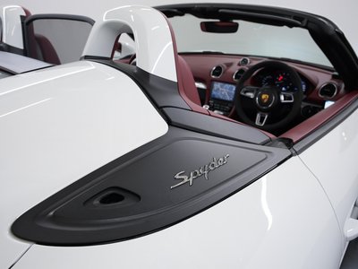 2021 Porsche 718 SPYDER thumbnail 72