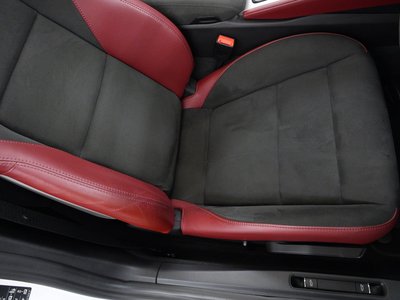 2021 Porsche 718 SPYDER photo 14