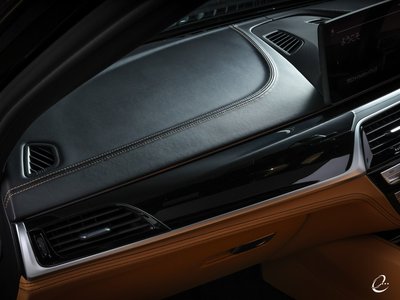 2021 BMW 5 SERIES — фото 16