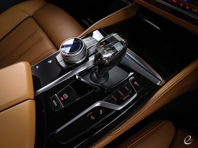 2021 BMW 5 SERIES — фото 14