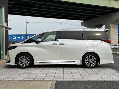2025 Toyota ALPHARD — фото 29