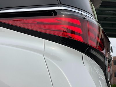 2025 Toyota ALPHARD — фото 36