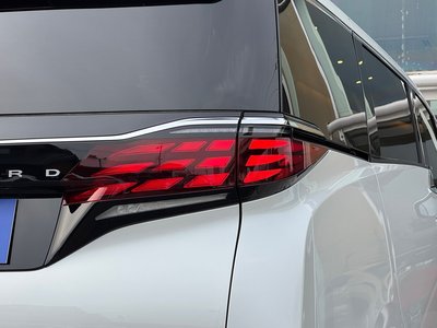 2025 Toyota ALPHARD — фото 41