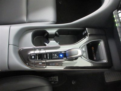 2024 Toyota CROWN SPORT thumbnail 24