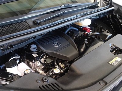 صورة 29 لـ 2025 Toyota VELLFIRE