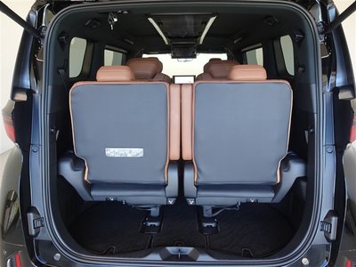 صورة 25 لـ 2025 Toyota VELLFIRE