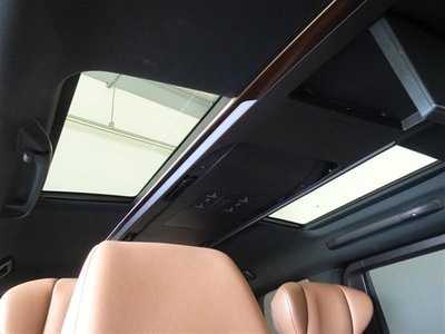 صورة 24 لـ 2025 Toyota VELLFIRE