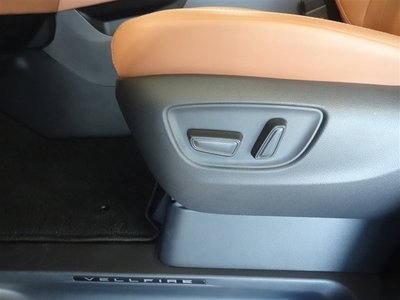 صورة 19 لـ 2025 Toyota VELLFIRE