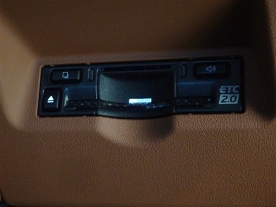 صورة 16 لـ 2025 Toyota VELLFIRE