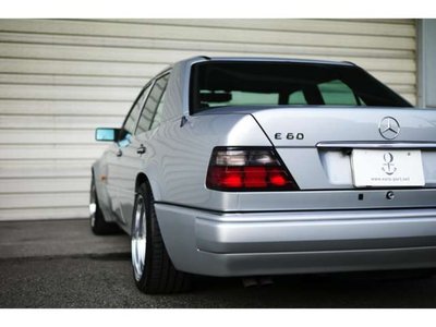 1994 Mercedes-BENZ E-CLASS AMG 照片 11