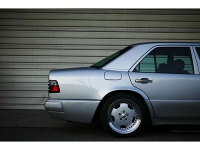 1994 Mercedes-BENZ E-CLASS AMG 照片 13