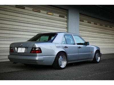 1994 Mercedes-BENZ E-CLASS AMG 照片 7