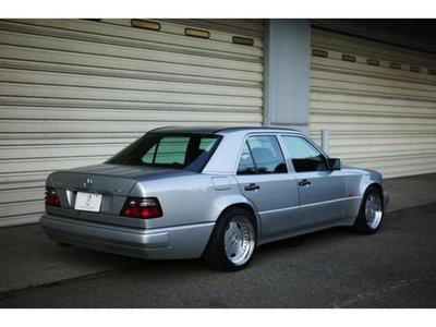 1994 Mercedes-BENZ E-CLASS AMG 照片 9