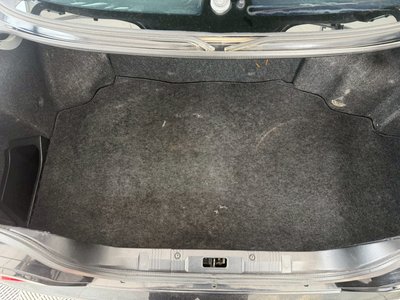 1998 Nissan SKYLINE 缩略图 17
