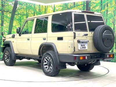 صورة 56 لـ 2025 Toyota LAND CRUISER 70
