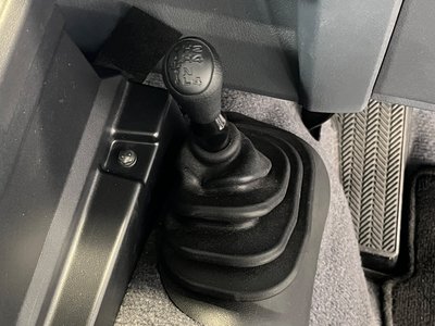2024 Toyota LAND CRUISER 70 — миниатюра 29