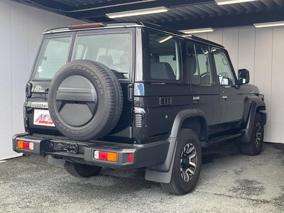 2024 Toyota LAND CRUISER 70 — миниатюра 5
