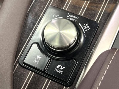 صورة مصغرة 56 لـ 2022 Lexus RX