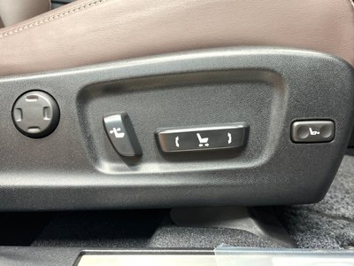 صورة مصغرة 35 لـ 2022 Lexus RX