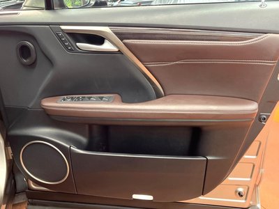 صورة مصغرة 32 لـ 2022 Lexus RX