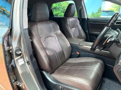 صورة مصغرة 11 لـ 2022 Lexus RX