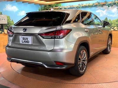 صورة مصغرة 63 لـ 2022 Lexus RX