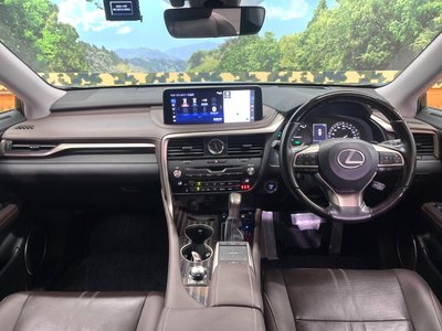 صورة مصغرة 2 لـ 2022 Lexus RX