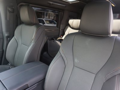 صورة 62 لـ 2026 Toyota ALPHARD
