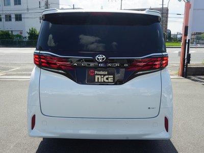 صورة 44 لـ 2026 Toyota ALPHARD