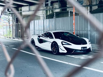 صورة مصغرة 19 لـ 2017 Mclaren 540C COUPE