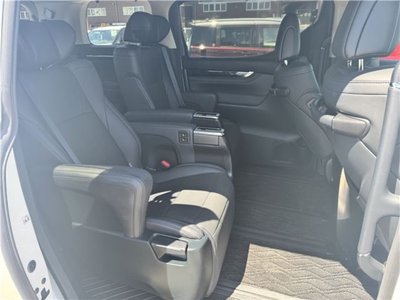 2023 Toyota ALPHARD — фото 38