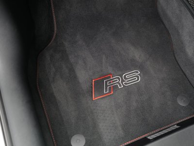 صورة 40 لـ 2018 AUDI RS3 SPORTBACK