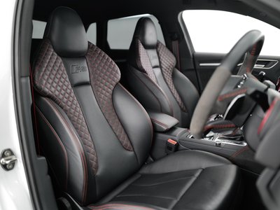 صورة 7 لـ 2018 AUDI RS3 SPORTBACK