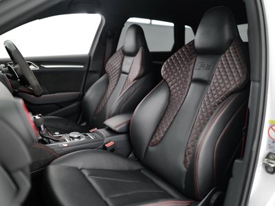 صورة 8 لـ 2018 AUDI RS3 SPORTBACK