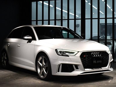 صورة 44 لـ 2018 AUDI RS3 SPORTBACK