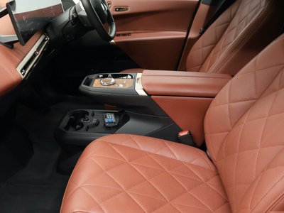 2025 BMW IX photo 13