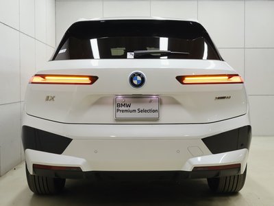 2025 BMW IX photo 10