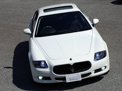 2010 Maserati QUATTROPORTE — фото 2