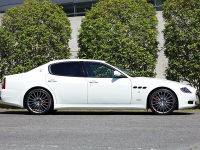 2010 Maserati QUATTROPORTE — фото 11