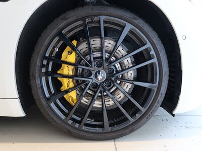 2024 Maserati GRANTURISMO 照片 15