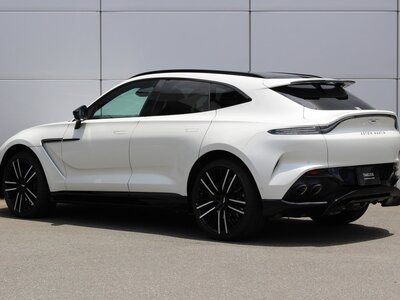 صورة 2 لـ 2024 Aston Martin DBX