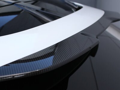 صورة 30 لـ 2024 Aston Martin DBX