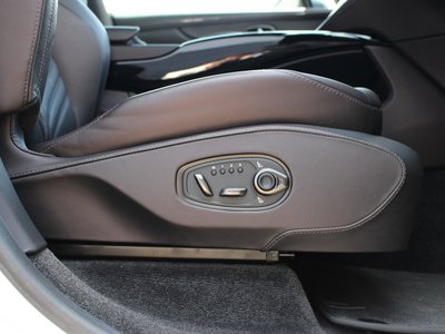 صورة 23 لـ 2024 Aston Martin DBX