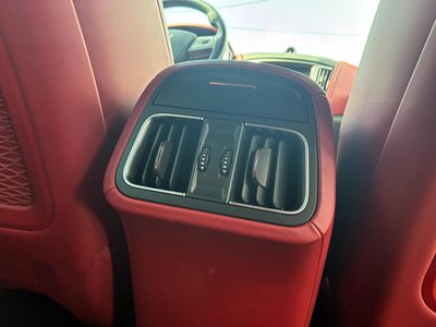 2016 Maserati LEVANTE — фото 34