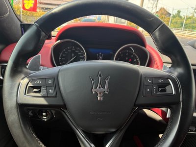 2016 Maserati LEVANTE — фото 20