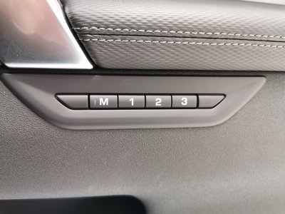 2024 LAND Rover DISCOVERY SPORT photo 16