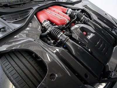 صورة 57 لـ 2025 Ferrari 12 CILINDRI