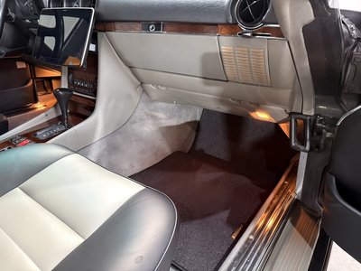 1987 Mercedes-BENZ SL thumbnail 38
